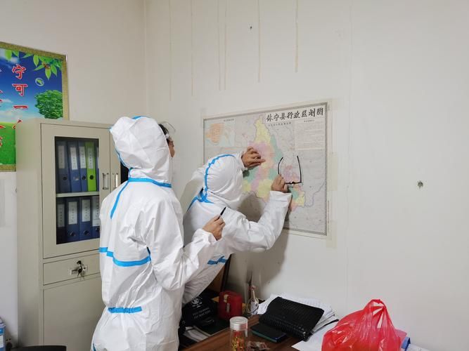 专家:休宁县每年或现多个感染高峰_休宁县防疫政策