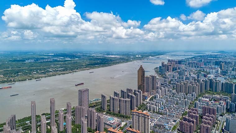 【专家:弋江区每年或现多个感染高峰_弋江区是哪里】