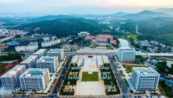 广西壮族自治区贺州市平桂区什么时候可以足不出户_贺州平桂区包括多少个镇?
